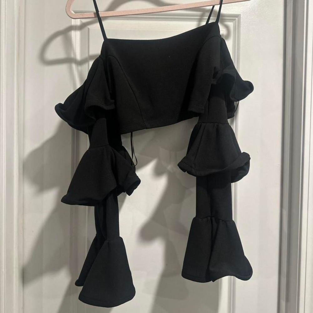 Black Ruffle Sleeve Crop Top Spaghetti Strap Party Clubwear Statement Blouse